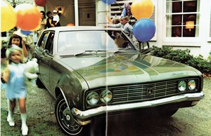 1970 Holden HG Premier-02-03.jpg